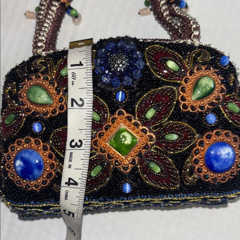 BUTLER & WILSON VINTAGE BEADED HANDBAG COLORFUL ADORNMENT WITH SNAP CLOSURE - Picture 14 of 16